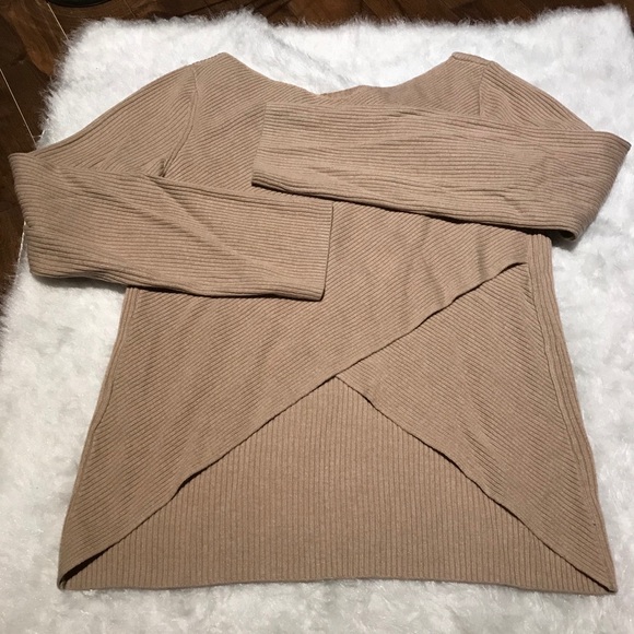 Aritzia Babaton Kitano Sweater-Beige-Size S